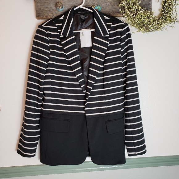 Grace Elements Jackets & Blazers - Grace Element's Lovely Jacket Sz 12